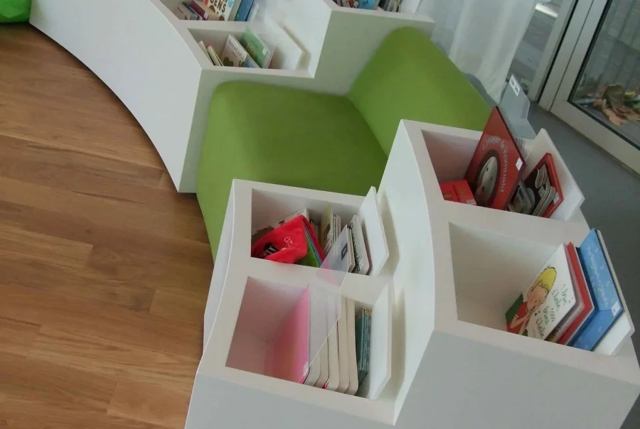 bibliothèque pour médiathèque conception et fabrication en creuse par creuse agencement