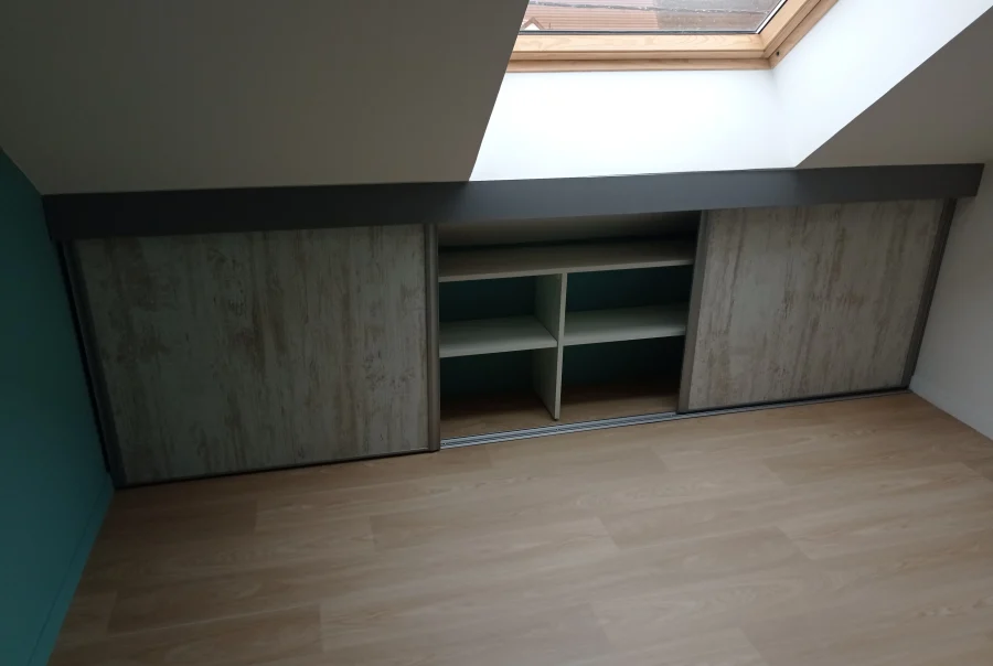 sous comble porte de dressing et rangement sur mesure en creuse