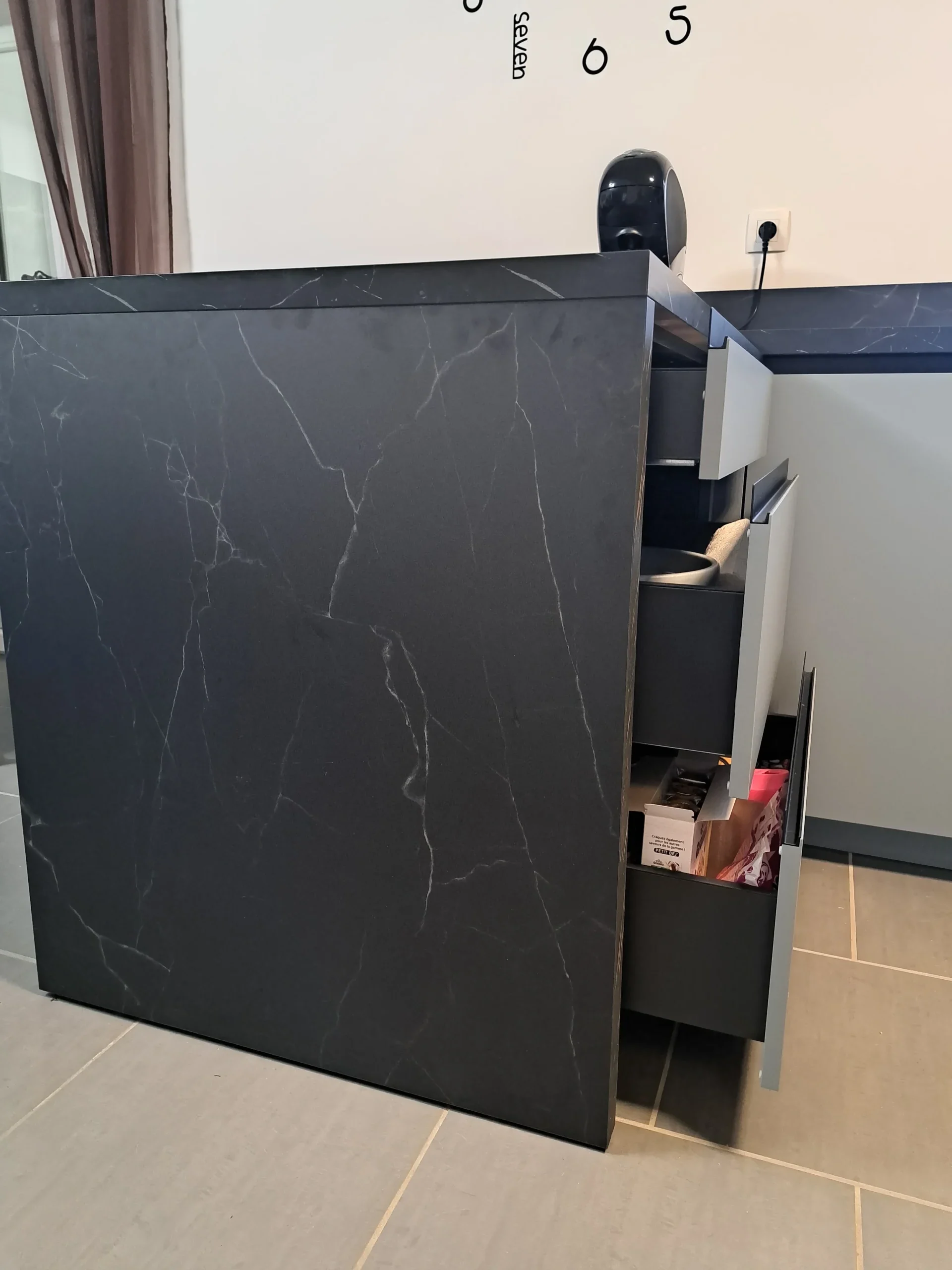 rangement cuisine extractible sur-mesure guéret cuisiniste sur mesure guéret