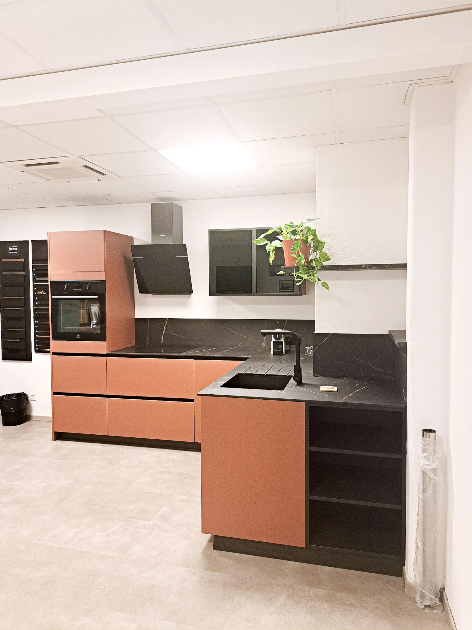 showroom cuisine cuisiniste guéret pose par creuse agencement naudon mathe guéret